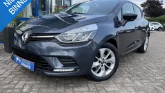Grijs Gebruikt 2018 Renault Clio IV Intens Hatchback | € 9.950 (Eerlijke prijs)