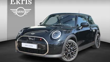 Occasion Mini Cooper S Favoured 204 PK (150 kW) 2025 Hatchback