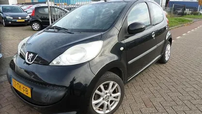 Gebruikt 2006 Peugeot 107 Hatchback | € 2.749 (Eerlijke prijs)