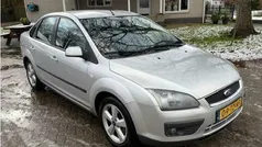 Grijs Gebruikt 2007 Ford Focus Futura Sedan | € 1.950 (Eerlijke prijs)