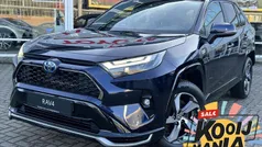 Donker blauw Gebruikt 2022 Toyota RAV4 Hybrid Business Edition SUV | € 44.950 (Eerlijke prijs)