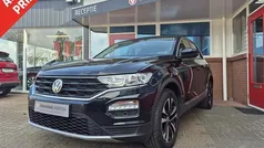 Zwart Gebruikt 2019 VW T-Roc Business SUV | € 21.450 (Eerlijke prijs)