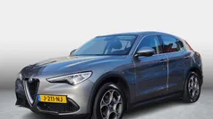 Grijs Gebruikt 2018 Alfa Romeo Stelvio Super SUV | € 32.189 (Eerlijke prijs)