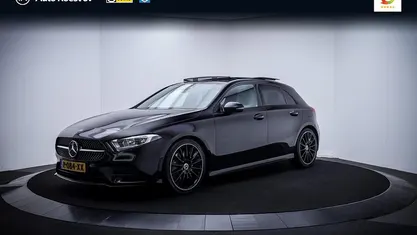 Zwart Gebruikt 2018 Mercedes A250 Premium Plus Hatchback | € 29.125 (Eerlijke prijs)