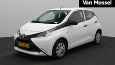 Wit Gebruikt 2016 Toyota Aygo Hatchback | € 6.400 (Goede deal)