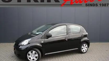 Occasion Toyota Aygo Cool 68 PK (50 kW) 2011 Hatchback