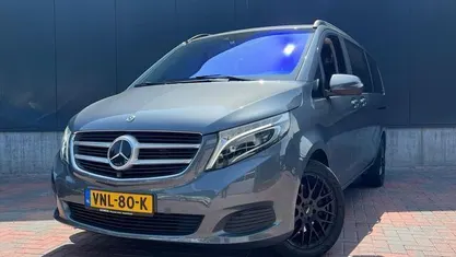 Grijs Gebruikt 2018 Mercedes V250 MPV | € 42.899 (Eerlijke prijs)