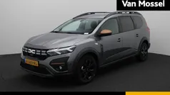 Gebruikt 2024 Dacia Jogger Extreme MPV | € 24.425 (Eerlijke prijs)