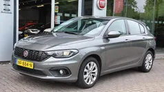 Grijs Gebruikt 2016 Fiat Tipo Hatchback | € 8.900 (Eerlijke prijs)
