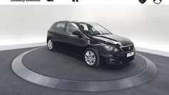 Zwart Gebruikt 2021 Peugeot 308 Active Hatchback | € 15.700 (Eerlijke prijs)