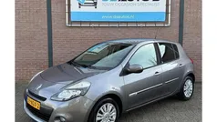 Grijs Gebruikt 2010 Renault Clio II Collection Hatchback | € 2.699 (Eerlijke prijs)