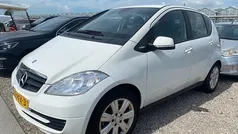 Wit Gebruikt 2011 Mercedes A160 Business MPV | € 1.999 (Super prijs)