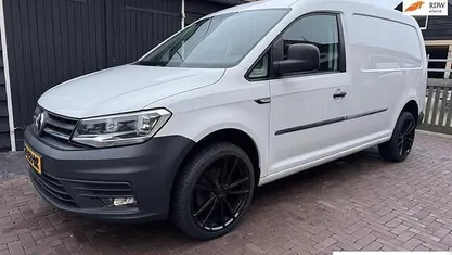 Wit Occasion 2016 VW Caddy Maxi Highline MPV | € 10.895 (Eerlijke prijs)