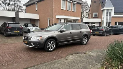 Gebruikt 2010 Volvo XC70 Momentum Stationwagen | € 6.600 (Eerlijke prijs)