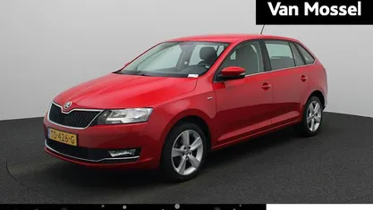 Rood Gebruikt 2018 Skoda Rapid Clever Hatchback | € 10.400 (Goede deal)