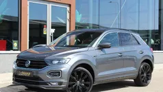 Grijs Gebruikt 2022 VW T-Roc R-line SUV | € 29.795 (Eerlijke prijs)