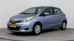 Blauw Gebruikt 2012 Toyota Yaris Hatchback | € 8.945 (Eerlijke prijs)