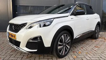 Occasion 2019 Peugeot 3008 GT-line SUV | € 19.950 (Goede deal)