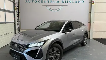 Grijs (metallic) Gebruikt 2024 Peugeot 408 Allure Hatchback | € 24.999 (Super prijs)