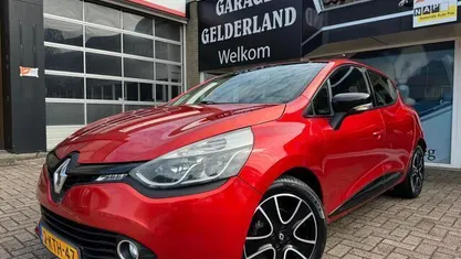 Occasion Renault Clio IV Expression 90 PK (66 kW) 2013 Hatchback