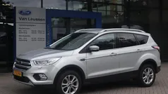 Gebruikt 2019 Ford Kuga Titanium SUV | € 17.400 (Eerlijke prijs)