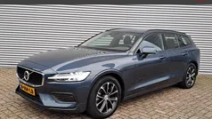 Gebruikt 2021 Volvo V60 Momentum Stationwagen | € 27.995 (Super prijs)