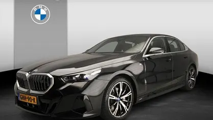 Occasion 2024 BMW i5 M Sport Sedan | € 54.900 (Goede deal)