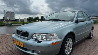 Groen Gebruikt 2002 Volvo S40 Sedan | € 3.799 (Eerlijke prijs)