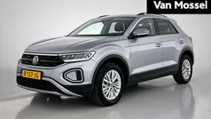 Grijs Gebruikt 2022 VW T-Roc Life SUV | € 25.900 (Eerlijke prijs)