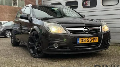 Occasion Opel Signum Sport 230 PK (169 kW) 2005 Zwart Hatchback