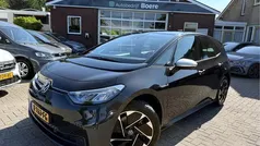 Zwart Gebruikt 2020 VW ID.3 Hatchback | € 15.850 (Eerlijke prijs)