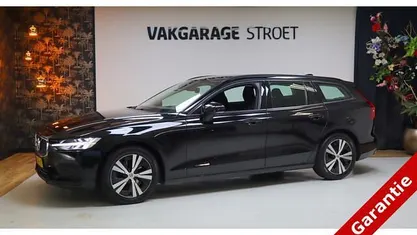 Gebruikt 2021 Volvo V60 Stationwagen | € 25.700 (Eerlijke prijs)