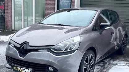 Grijs Occasion 2013 Renault Clio IV Expression Hatchback | € 6.340 (Eerlijke prijs)