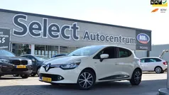 Wit Gebruikt 2015 Renault Clio IV Night&Day Hatchback | € 8.440 (Eerlijke prijs)