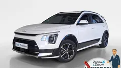 Snow white pearl Gebruikt 2024 Kia Niro 2 SUV | € 33.995 (Eerlijke prijs)
