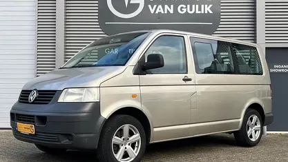 Beige (metallic) Gebruikt 2005 VW T5 Comfortline Van | € 7.495 (Eerlijke prijs)