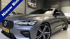 Grijs Gebruikt 2020 Volvo S60 R-Design Sedan | € 28.950 (Goede deal)