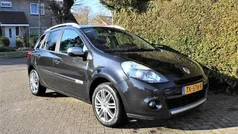 Zwart Gebruikt 2010 Renault Clio II Stationwagen | € 2.950 (Eerlijke prijs)