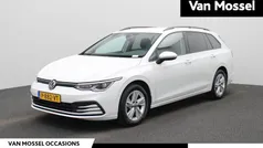 Wit Gebruikt 2021 VW Golf VIII Business Stationwagen | € 24.400 (Eerlijke prijs)