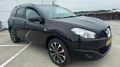Paars Gebruikt 2014 Nissan Qashqai +2 360º SUV | € 9.490