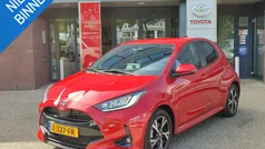 Rood Gebruikt 2024 Toyota Yaris Hybrid Edition Hatchback | € 25.499 (Eerlijke prijs)