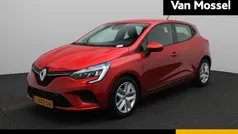 Rood Gebruikt 2021 Renault Clio V Zen Hatchback | € 12.940 (Goede deal)