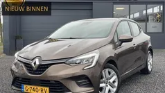Bruin, metallic lak Gebruikt 2019 Renault Clio IV Zen Hatchback | € 9.943 (Eerlijke prijs)