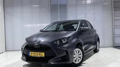 Grijs Gebruikt 2022 Toyota Yaris Active Hatchback | € 19.749 (Eerlijke prijs)