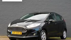 Zwart Gebruikt 2015 Ford Fiesta Titanium Hatchback | € 6.240 (Eerlijke prijs)