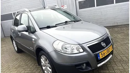 Grijs (metallic) Gebruikt 2009 Fiat Sedici Emotion SUV | € 3.595 (Goede deal)