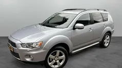 Grijs Gebruikt 2012 Mitsubishi Outlander Edition SUV | € 10.950 (Goede deal)