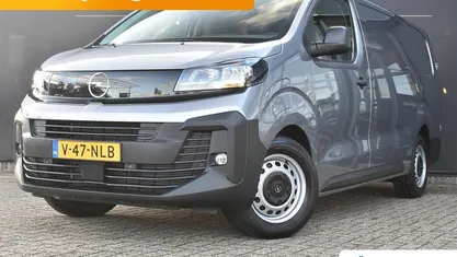 Occasion 2025 Opel Vivaro-e Combi Van | € 40.722 (Eerlijke prijs)
