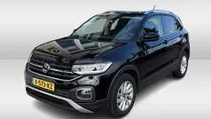 Zwart Gebruikt 2023 VW T-Cross R-line SUV | € 27.450 (Eerlijke prijs)