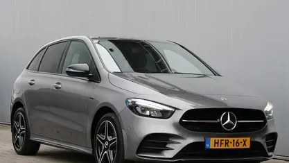 Grijs Gebruikt 2021 Mercedes B250e Business MPV | € 29.295 (Eerlijke prijs)